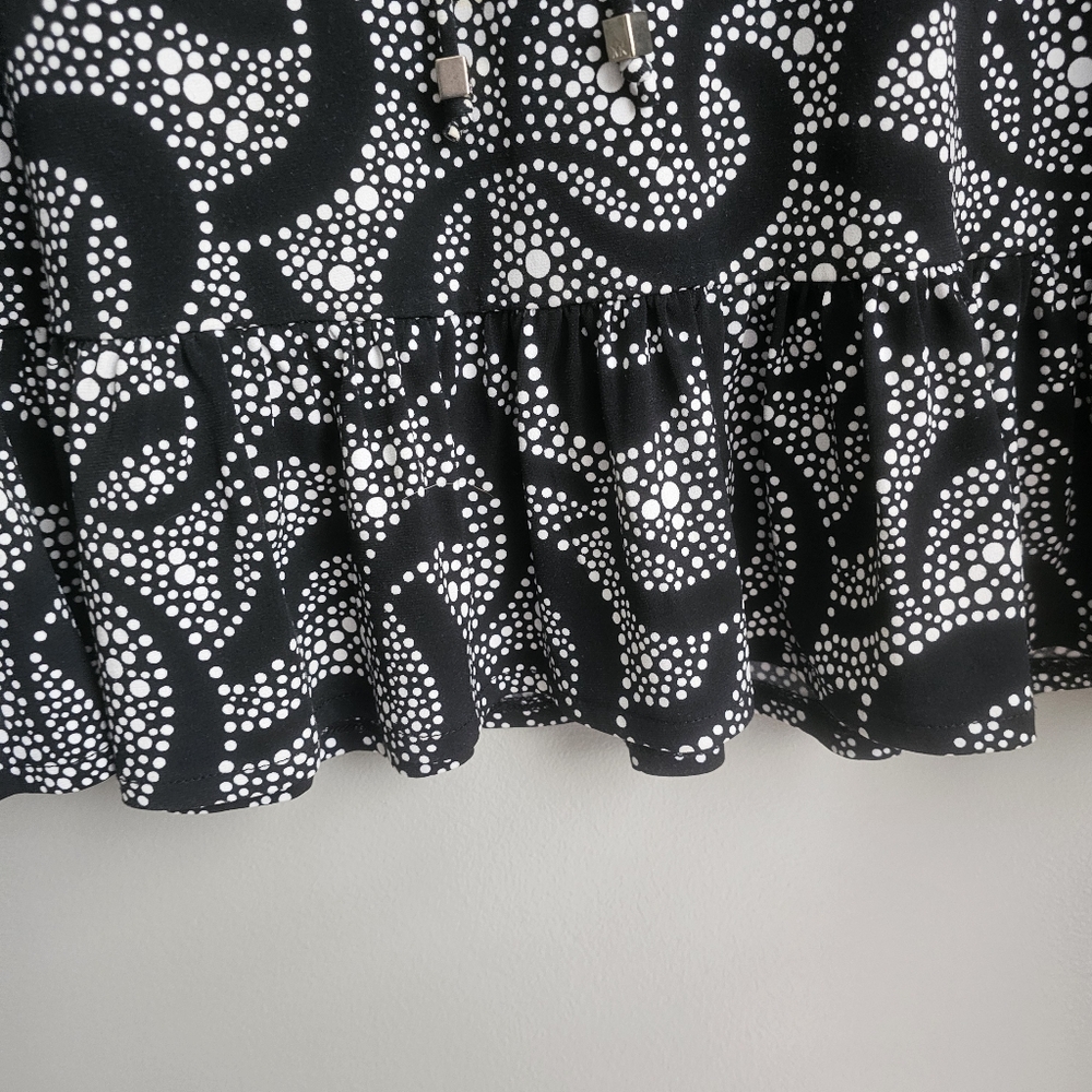 Michael Kors Solid Wrap Dress. V-Neck Tie Waist Size Medium - Picture 5 of 7